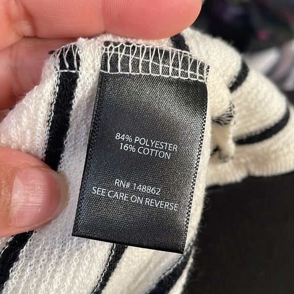 NWT Torrid Ivory & Black Stripe Rib Button Midi Tee Short Sleeve Preppy Size 2X - Picture 8 of 11